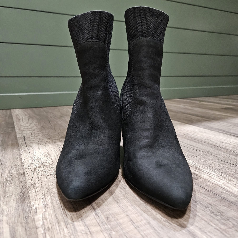 Steve Madden Suede Leather Heeled Black Sock Booties - Picture 2 of 6
